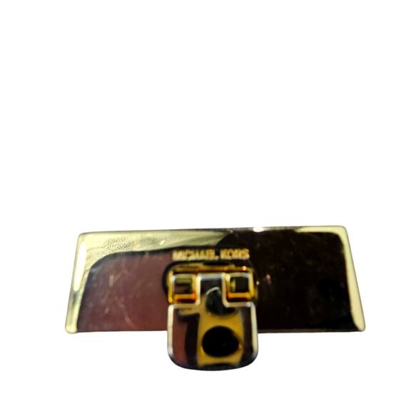 Michael Kors Callie Carry All Wallet - Picture 3 of 11